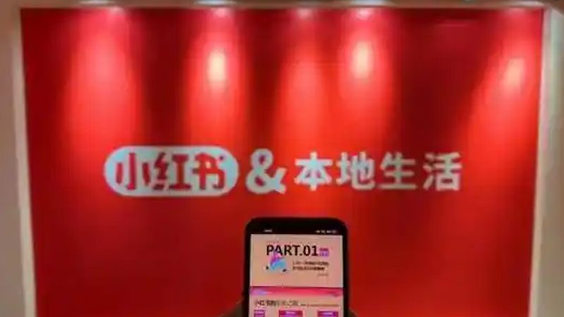 在选择月嫂和育儿嫂时，家庭可以根据以下标准进行判断：